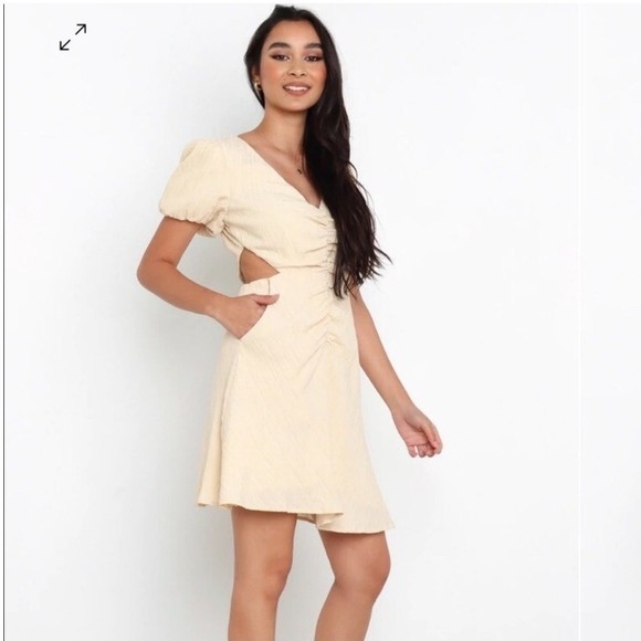 Petal‎ & Pup Fay Dress- Beige Size 4 Cut out sides NWT - Picture 1 of 7